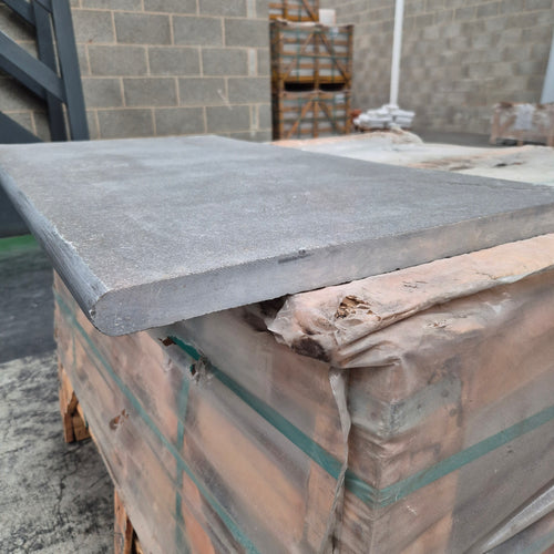 Jorvik Limestone Bullnose Step - Clearance Offer