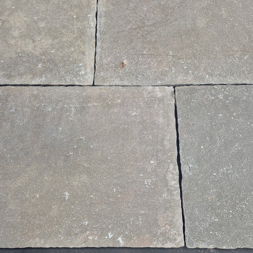 Natural Stone Online - Limestone 600x900x22mm Olive / Grey Limestone - 600x900x22mm - JOB LOT- 47m2